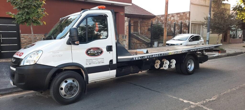 Compra autos chocados volcados destruidos